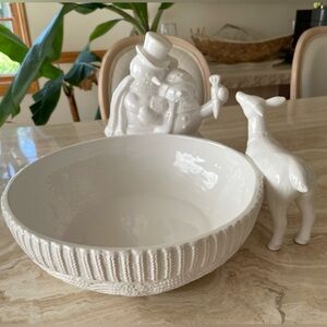 NEW Williams Sonoma Large Snowman Elegant White Ceramic Bowl